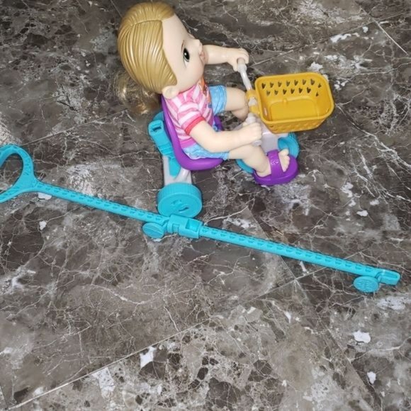 Baby Alive doll with bicycle - Picture 4 of 12